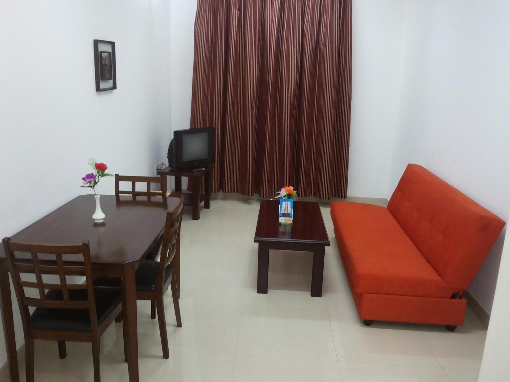 Azaiba Hotel Apartments มัสกัต ภายนอก รูปภาพ